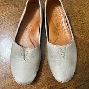 Comfy Leather Loafers- Spring Step size 39 (8.5)